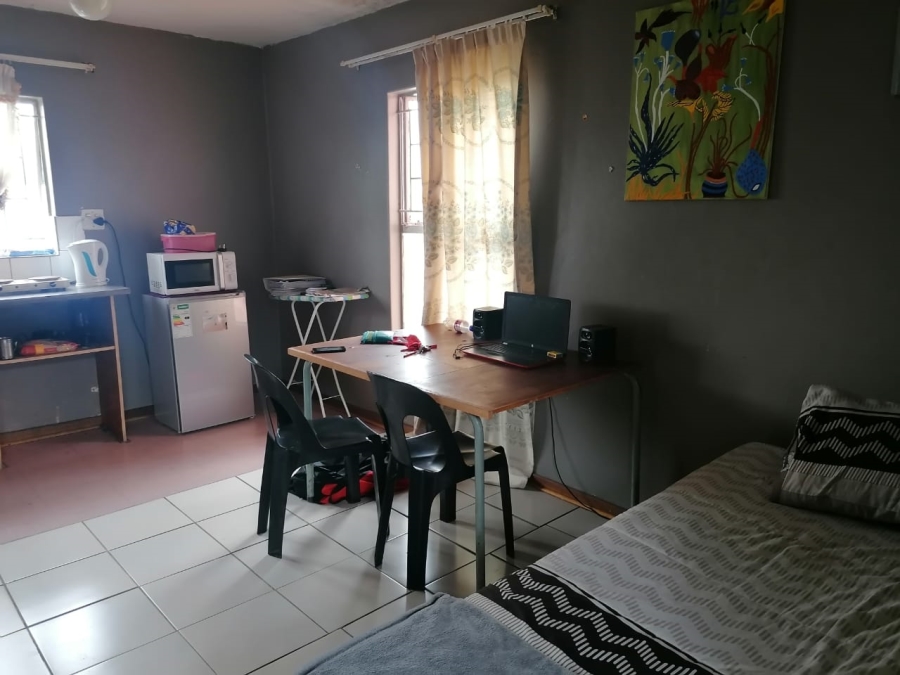 1 Bedroom Property for Sale in Willows Free State